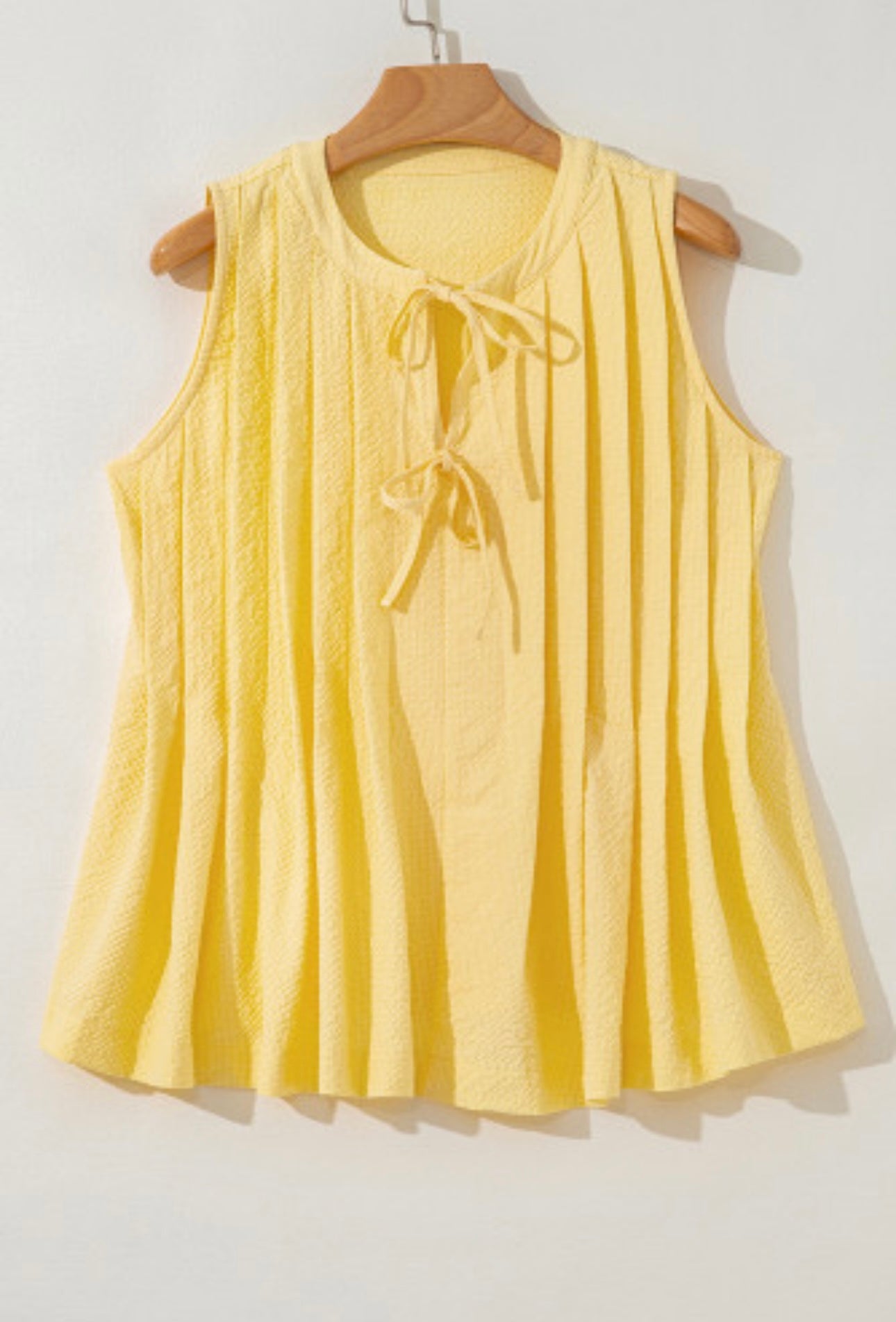 Bow Tie Pleated Top